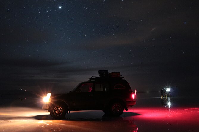 5-Hour Uyuni Salt Flat Tour Stargazing and Sunset/Sunrise In Group - The mirror effect depends on water and weather