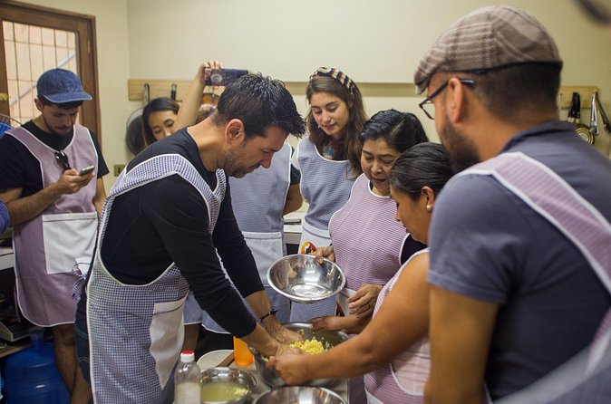 Adelante Mujer Bolivian Cooking Workshops - The salteña lesson is the main attraction