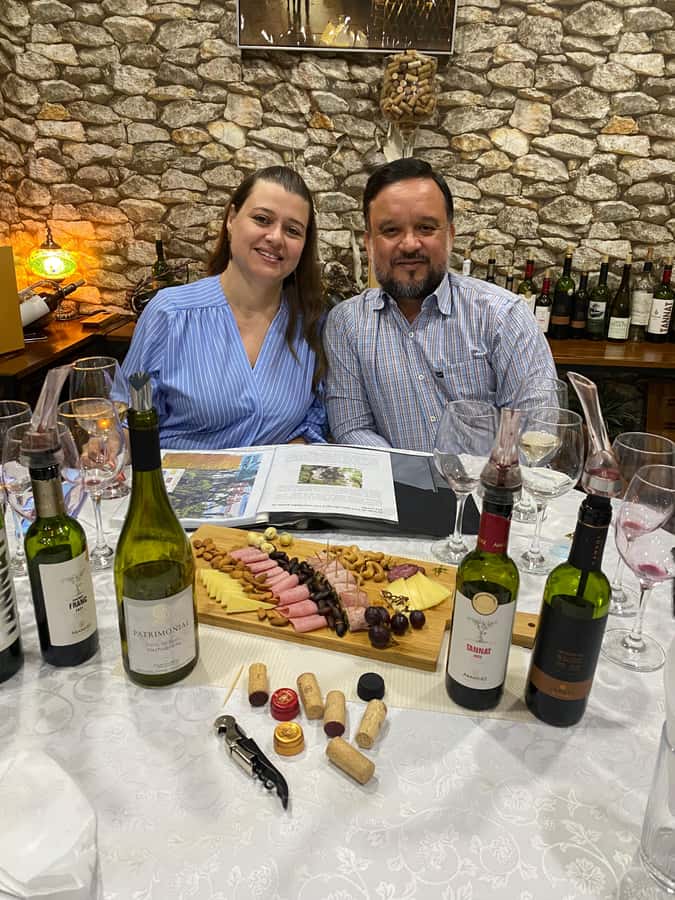 Bolivia: Bolivian Wine Tasting with Charcuterie Board - Key points at a glance