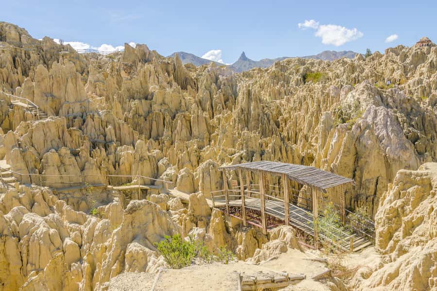 From La Paz: Day Trip to Chacaltaya and Moon Valley - The road toward Chacaltaya