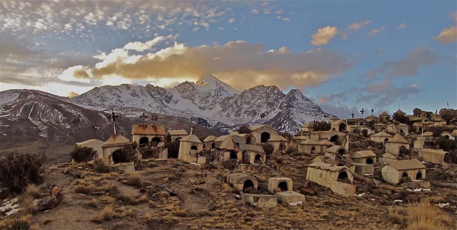 From La Paz: Huayna Potosí Mountain 3-Day Ice-Climbing Trip - Should you book Huayna Potosí?