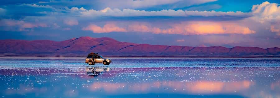 From La Paz: Uyuni Salt Flats 2-Day Tour with Bus Transfers - Lunch, then Incahuasi Island