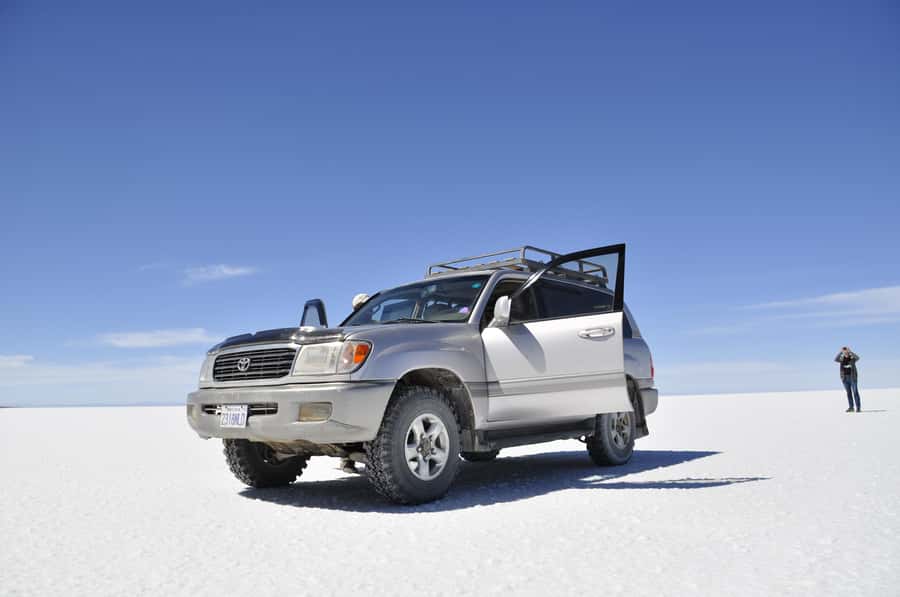 From La Paz: Uyuni Salt Flats & Lagoons 5-Day Tour - The real cost: 365 dollars plus Bolivianos