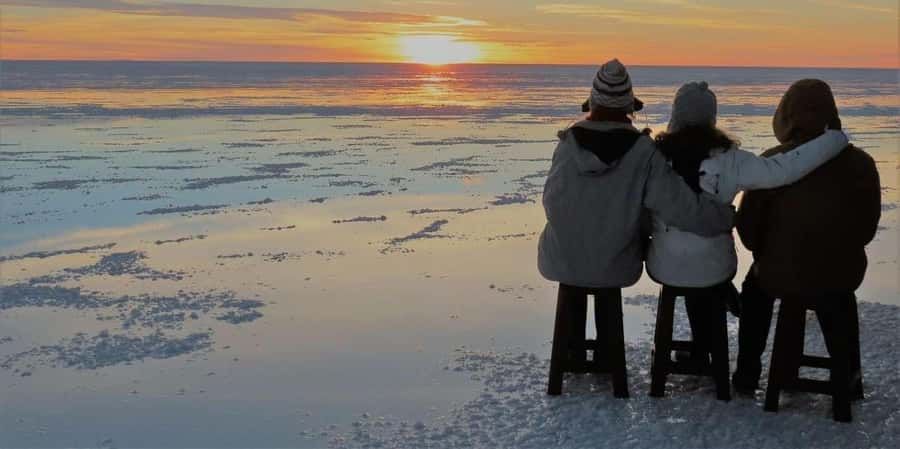 From San Pedro de Atacama: 3 days to Uyuni Salt Flat - The Salvador Dalí Desert and Polques hot springs