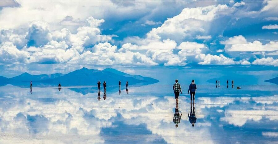 Full Day Uyuni Salt Flat - Lunch before the late-day light