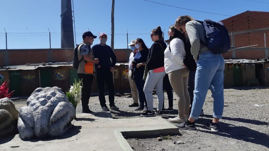 La Paz and El Alto: Cable Car Rides and Walking Tour - Returning through Jaen Street and Plaza Murillo