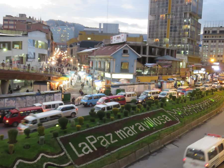 La Paz: Cable Car Ride Tour with Food Tasting - Five cable car lines over La Paz