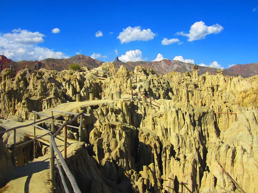 La Paz City Tour and Moon Valley - The cable cars and La Paz from above