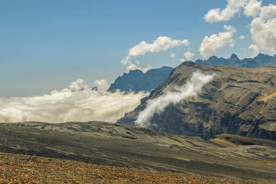 La Paz: Mountain Bike Down the World's Most Dangerous Road - Practical packing advice for a cold-to-hot day