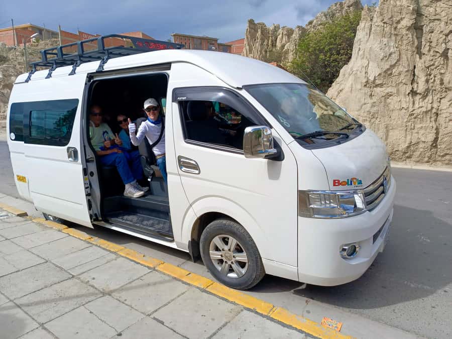 La Paz: Private City Tour with Cable Car & Moon Valley Visit - Cable cars over La Paz and El Alto