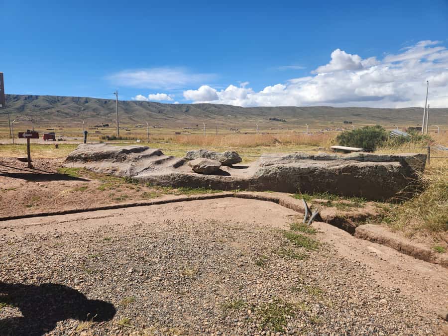 La Paz, Tiahuanaco shared tour guided tour - Starting in La Paz at 8 AM