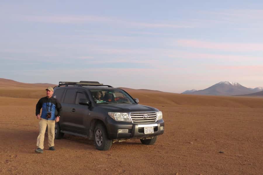 La Paz: Uyuni Salt Flats & Lagoon Share Trip (private room) - Day 1: Leaving La Paz by bus