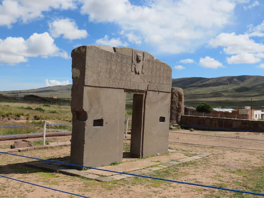 Private Tour of Tiwanaku Ruins from La Paz - The Road From La Paz to Tiwanaku
