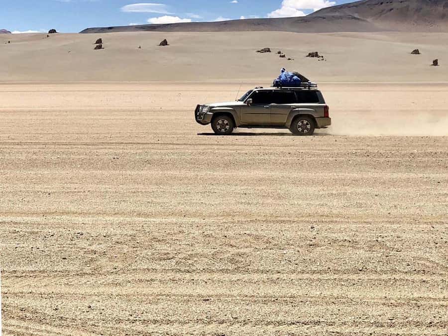 Roundtrip to the Uyuni Salt Flat and the Colored Lagoons - Laguna Blanca and the first high-altitude stops