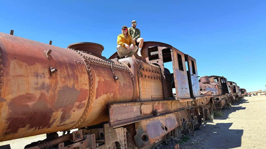 San Pedro de Atacama: 3 D. Tour Uyuni and Back to San Pedro - Border rules, group size, and the $750 price