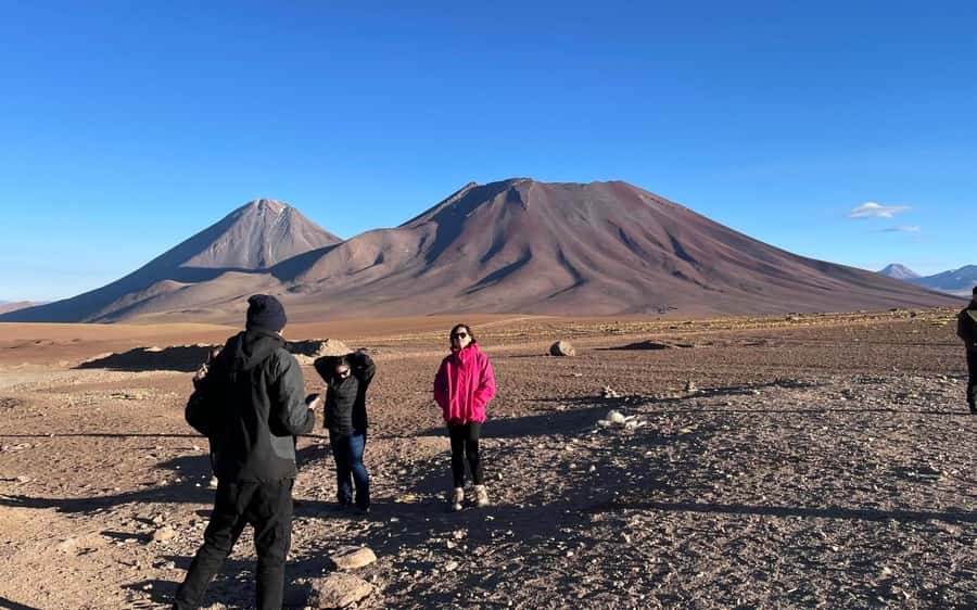 San Pedro de Atacama: 4-Day Uyuni Salt Flats Tour - Sunrise at Incahuasi Island