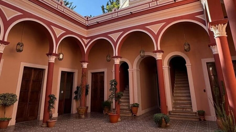 Sucre: Free Walking tour (History, culture and traditions) - Indigenous art and the communities near Sucre