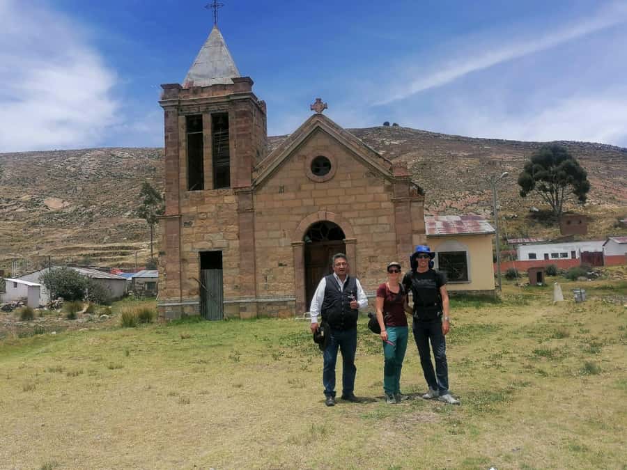 Titicaca Lake: Highlights Tour from La Paz by Bus - Lunch and the return across the lake
