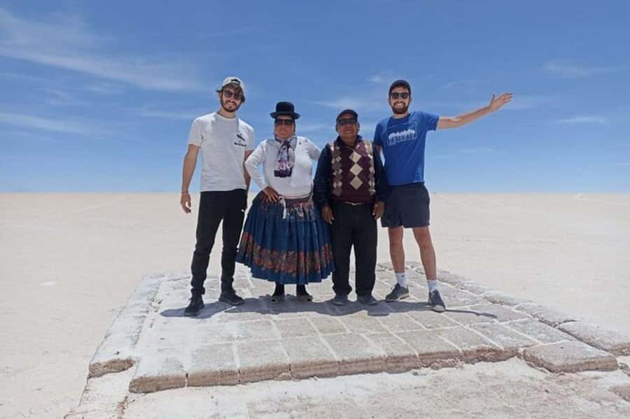 Uyuni: 3-Days Salt Flats and Desert Adventure Tour with Food - Key points to know before booking