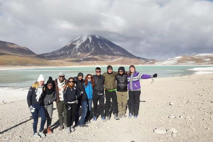 Uyuni: 3-Days Salt Flats and Desert Adventure Tour with Food - Day three: geysers, warm water, and the Chile option
