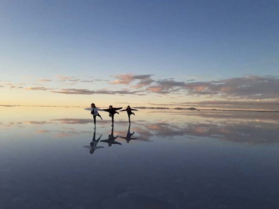 Uyuni: Full-day tour, Salt flats and Sunset experience - Timing, weather, and what to pack