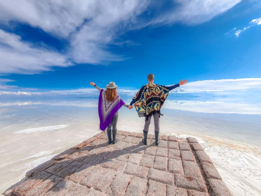 Uyuni: Isla Incahuasi & Uyuni Salt Flats Full-Day Jeep Tour - Why this full-day Uyuni tour works well