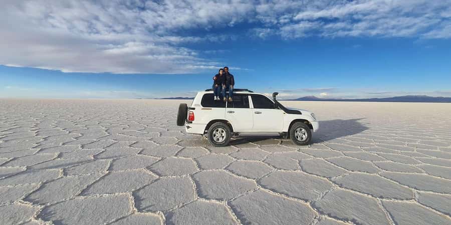 Uyuni: Salar de Uyuni and San Pedro de Atacama 3-Day Tour - Should you book the Uyuni to San Pedro tour?