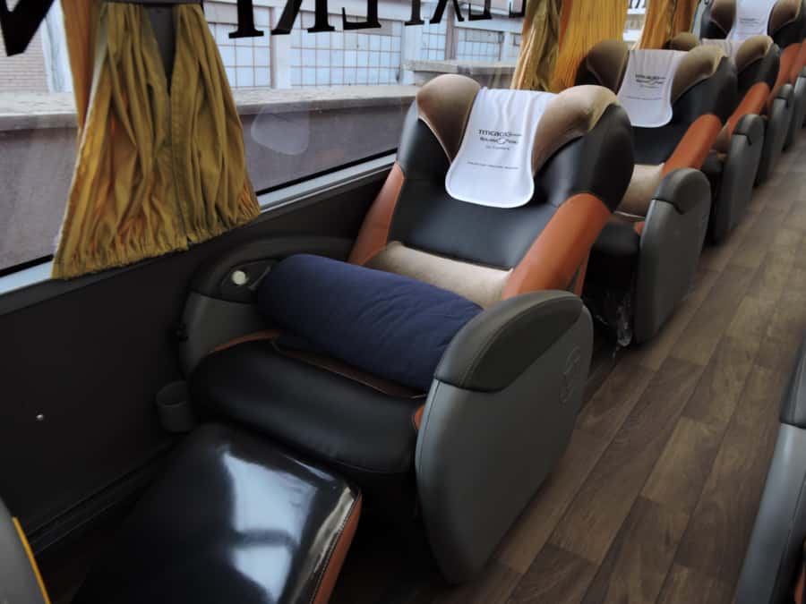 Uyuni tour express from Sucre by bus (round trip) - Your overnight ride from Sucre