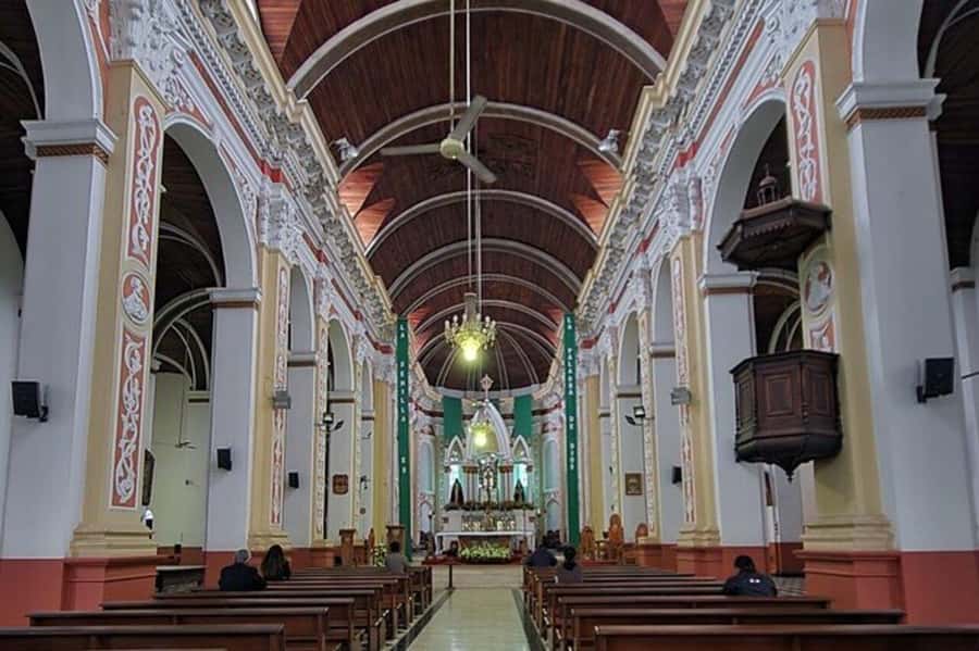 Walking tour - A journey through the History of Santa Cruz - The cathedral and the city center