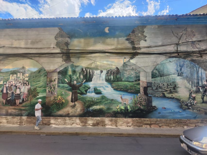 Walking tour in Cochabamba not your average - September 14 Square and its public life