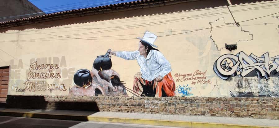 Walking tour in Cochabamba not your average - La Cancha and Mercado 25 de Mayo
