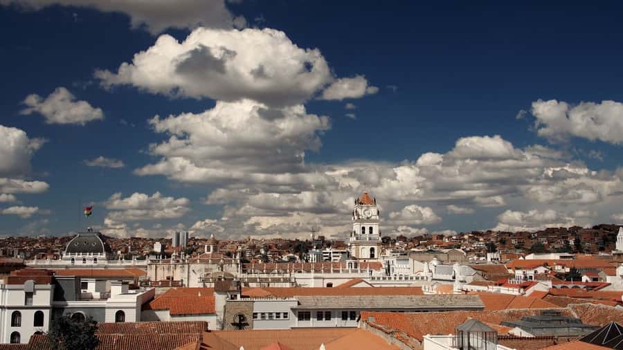 Walking tour in Sucre: History, Culture & Amazing Views - University courtyards at USFX